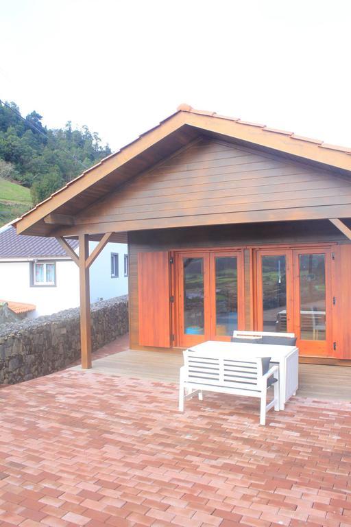 Casa Dos Manos * Furnas (Azores)